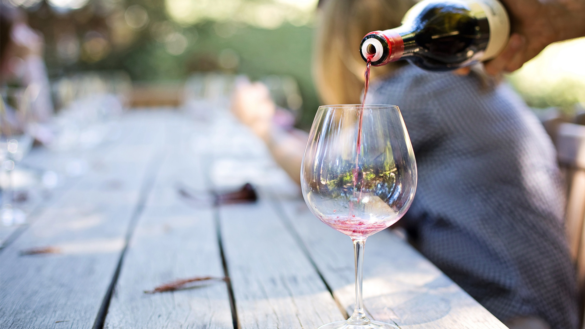 APASIONADOS POR EL MARKETING Y EL VINO